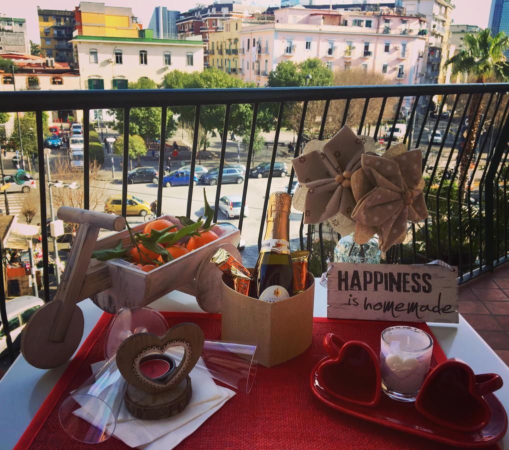 Bed and Breakfast Holiday Garibaldi Napoli Екстер'єр фото